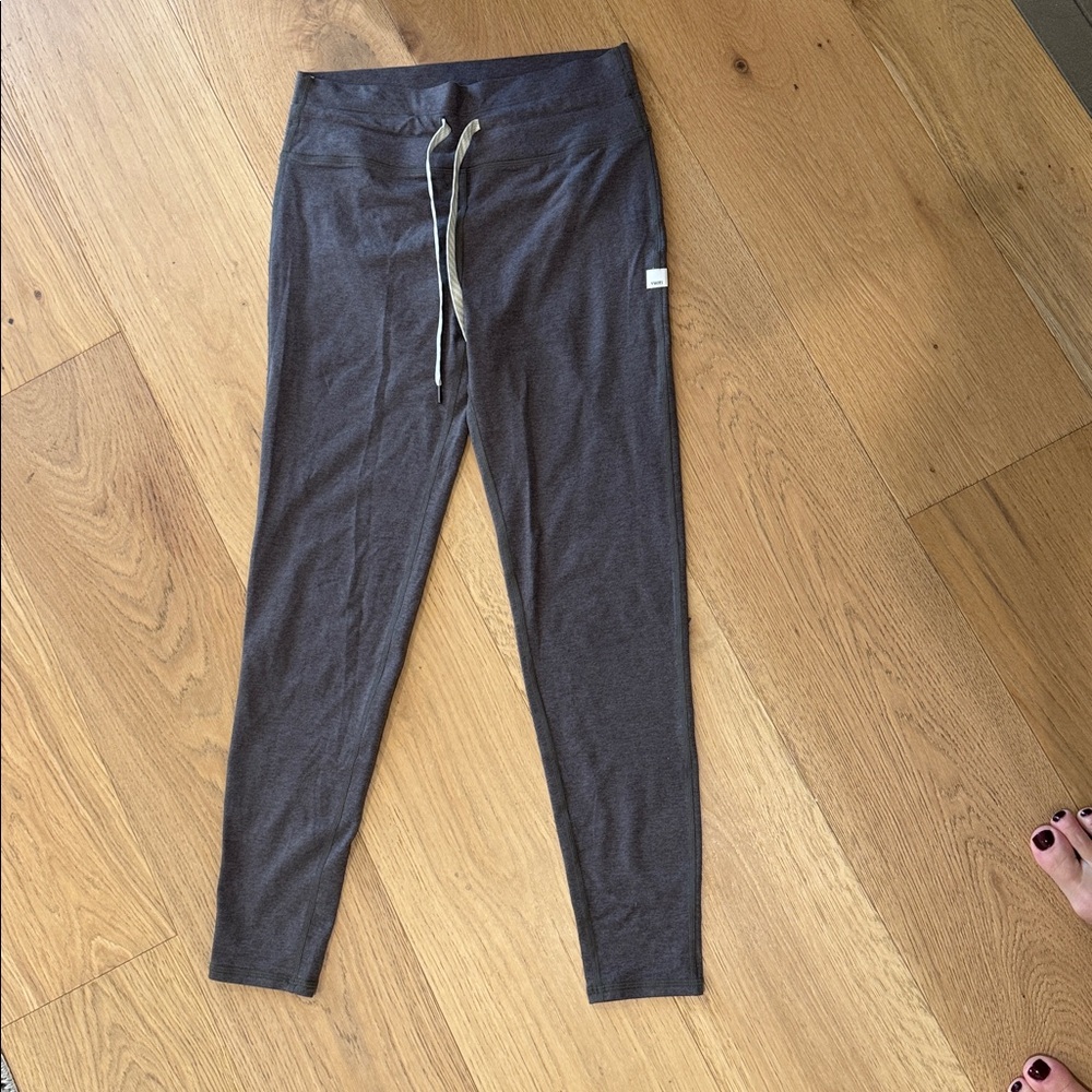 Vuori Gray Leggings